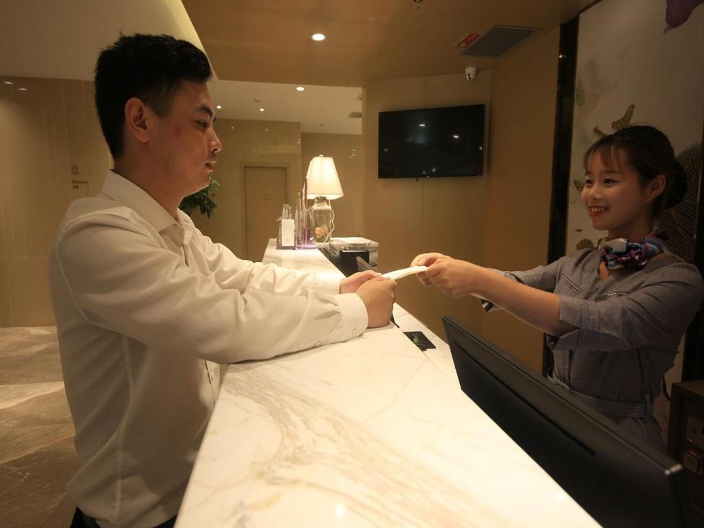 麗枫酒店厦门中山路步行街镇海路地铁站店 外观 照片